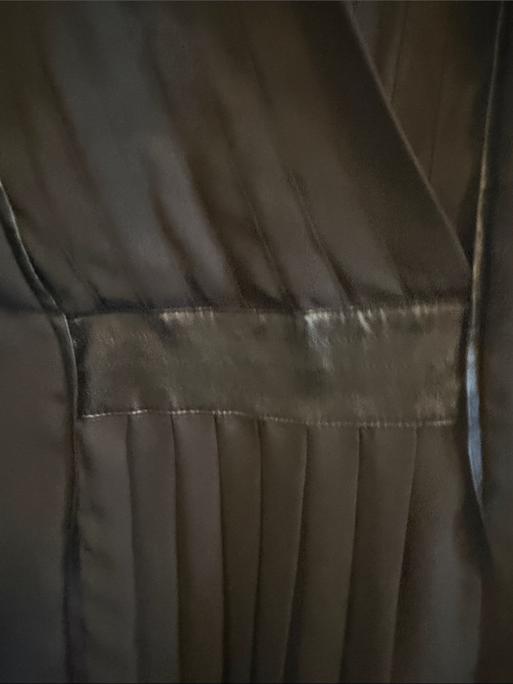 Worthington Black Pleated Wrap-Style Sleeveless Camisole *Very good condition* - Picture 4 of 7